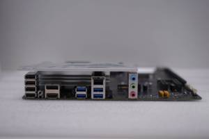 Topcインテルコア<span class=keywords><strong>I7</strong></span>-13850HX 20コア28スレッド5.3GHzターボ4096*2160 60Hz PCIe 4.0*4 SSD学生オフィス用ダブル新デザイン - Product Image 5