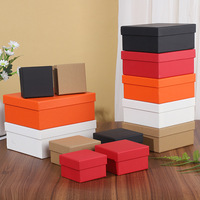 Grande boîte cadeau rectangulaire noire et rouge en kraft, boîte d'emballage vide en deux parties (haut et bas) avec logo personnalisé imprimé