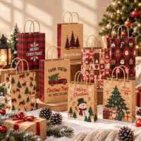 Sacs cadeaux de Noël en papier kraft avec logo personnalisé pour les boutiques éphémères de vacances et l'emballage de cadeaux pour boutiques indépendantes