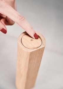 Molino <span class=keywords><strong>de</strong></span> Sal y Pimienta con Grabado <span class=keywords><strong>de</strong></span> Logotipo, Mecanismo Moderno Manual Magnético, Juego <span class=keywords><strong>de</strong></span> Molinillos <span class=keywords><strong>de</strong></span> Especias <span class=keywords><strong>de</strong></span> Madera <span class=keywords><strong>de</strong></span> Roble - Product Image 3