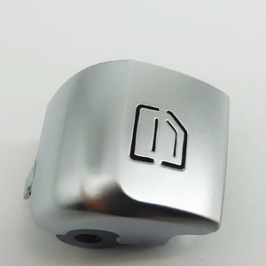 ปุ่มปรับสวิตช์ยกกระจก Mercedes-Benz W213 E-Class รุ่น 2139054803 อะไหล่ทดแทนใหม่ - Product Image 1