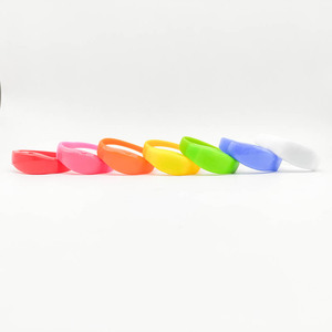 Braccialetto LED Personalizzato in Silicone con Telecomando, <span class=keywords><strong>Regalo</strong></span> di Nozze, Braccialetti LED Attivati dal Suono, Braccialetto LED Controllato a Distanza - Product Image 2