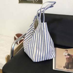 Large-sized Custom Cotton Daily Tote Beach Bag Pocket Personalized Grocery Shopper Bags Recyclable Letter for Advertising - Product Image 5