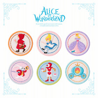 Prêt à expédier : 10 styles de patchs Alice au pays des merveilles, emballage individuel, appliques autocollantes de dessins animés pour vêtements d'enfants