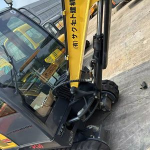 Moteur d'excavatrice sur chenilles hydraulique Komatsu PC30 d'occasion, poids opérationnel de 3 tonnes, état 90% NEUF pour la construction/l'agriculture - Product Image 5