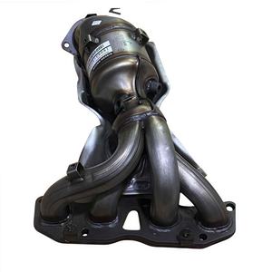 Assemblage de collecteur d'échappement 140E26FL0A pour <span class=keywords><strong>Renault</strong></span> <span class=keywords><strong>Koleos</strong></span> 2016 à <span class=keywords><strong>2023</strong></span> pièces de rechange de rechange automatiques de système d'échappement de moteur - Product Image 1