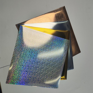 Vinyle HTV à Transfert Thermique Métallisé 12"*12" pour <span class=keywords><strong>Cricut</strong></span>, Vinyle <span class=keywords><strong>Thermocollant</strong></span> Facile à Découper pour Toutes les Machines de Découpe - Product Image 4