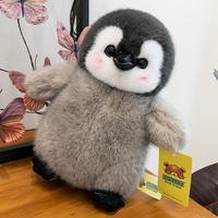 Peluche pingouin animal marin, jouet en peluche doux et mignon, et oreiller apaisant. Idéal pour les machines à griffes et les cadeaux d'événements.
