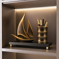Porte-stylo en résine moderne en forme de voilier, symbole de navigation en douceur, ornement de bureau, décoration de maison