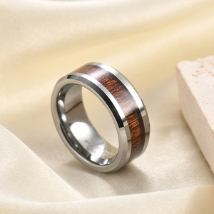 Anillo de Acero de Tungsteno de 8 mm con Incrustaciones de Madera Negra, Anillo de Boda para Hombre, Joyería de Forma Geométrica - Product Image 2