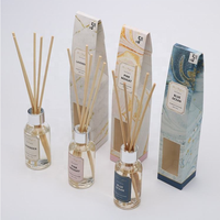 Diffuseur d'arômes sans flamme en verre 30 ml avec 5 bâtonnets diffuseurs et concentration à 8 % pour la maison et l'hôtel