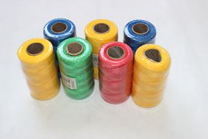 Vente en gros <span class=keywords><strong>de</strong></span> ficelle <span class=keywords><strong>de</strong></span> <span class=keywords><strong>bobine</strong></span> <span class=keywords><strong>de</strong></span> pp <span class=keywords><strong>de</strong></span> couleur différente ficelle <span class=keywords><strong>de</strong></span> film pp ficelle <span class=keywords><strong>de</strong></span> <span class=keywords><strong>lin</strong></span> tomate - Product Image 4