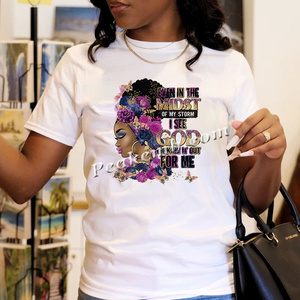 Trasferibile termoadesivo in vinile stampato con design Afro Girl nera, 'I Saw God Working IT Out for Me Now', per magliette da donna - Product Image 6