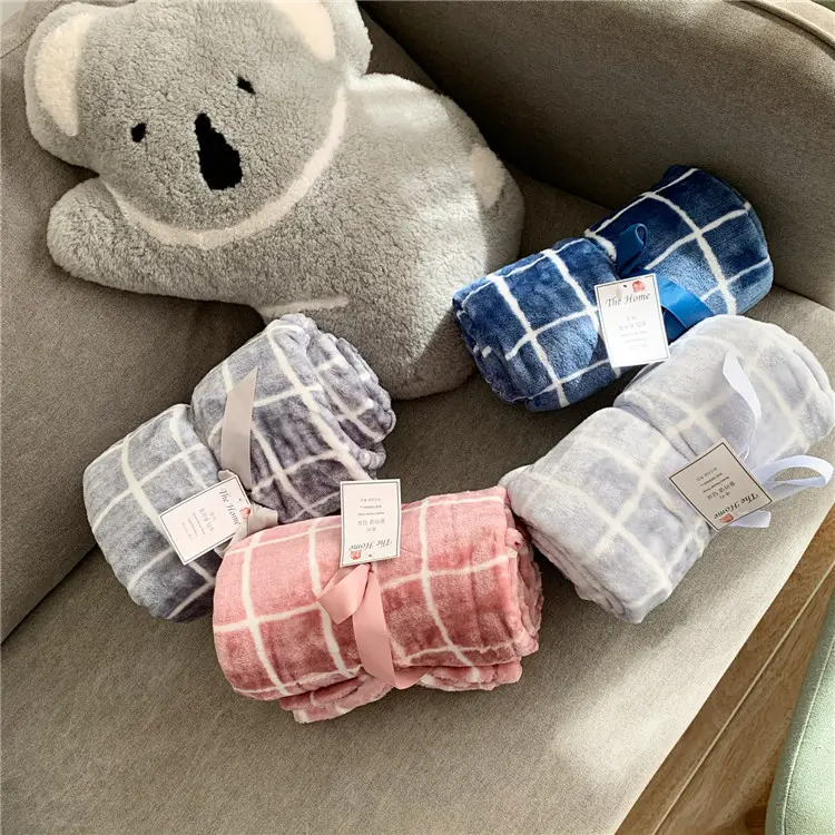 hot selling products 2023 single soft plaid flannel Anti-pilling Folded korean blankets