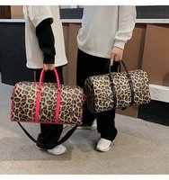 Sac fourre-tout de gymnastique polochon en cuir PU imprimé zèbre léopard transfrontalier sac à bandoulière de voyage de grande capacité pour le sport féminin