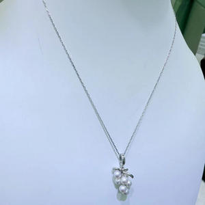 Collier avec pendentif et breloque en perle d'eau douce Aurora sans défaut de 5-6 mm de Zhuji M, avec un sens du design de niche - Product Image 3