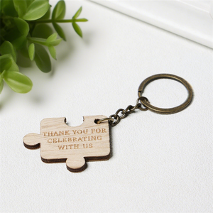 Forma di Puzzle irregolare <span class=keywords><strong>portachiavi</strong></span> <span class=keywords><strong>in</strong></span> <span class=keywords><strong>legno</strong></span> inciso decorativo artigianale <span class=keywords><strong>portachiavi</strong></span> per <span class=keywords><strong>legno</strong></span> artigianato scatole di <span class=keywords><strong>legno</strong></span> e cartelli <span class=keywords><strong>da</strong></span> parete - Product Image 2