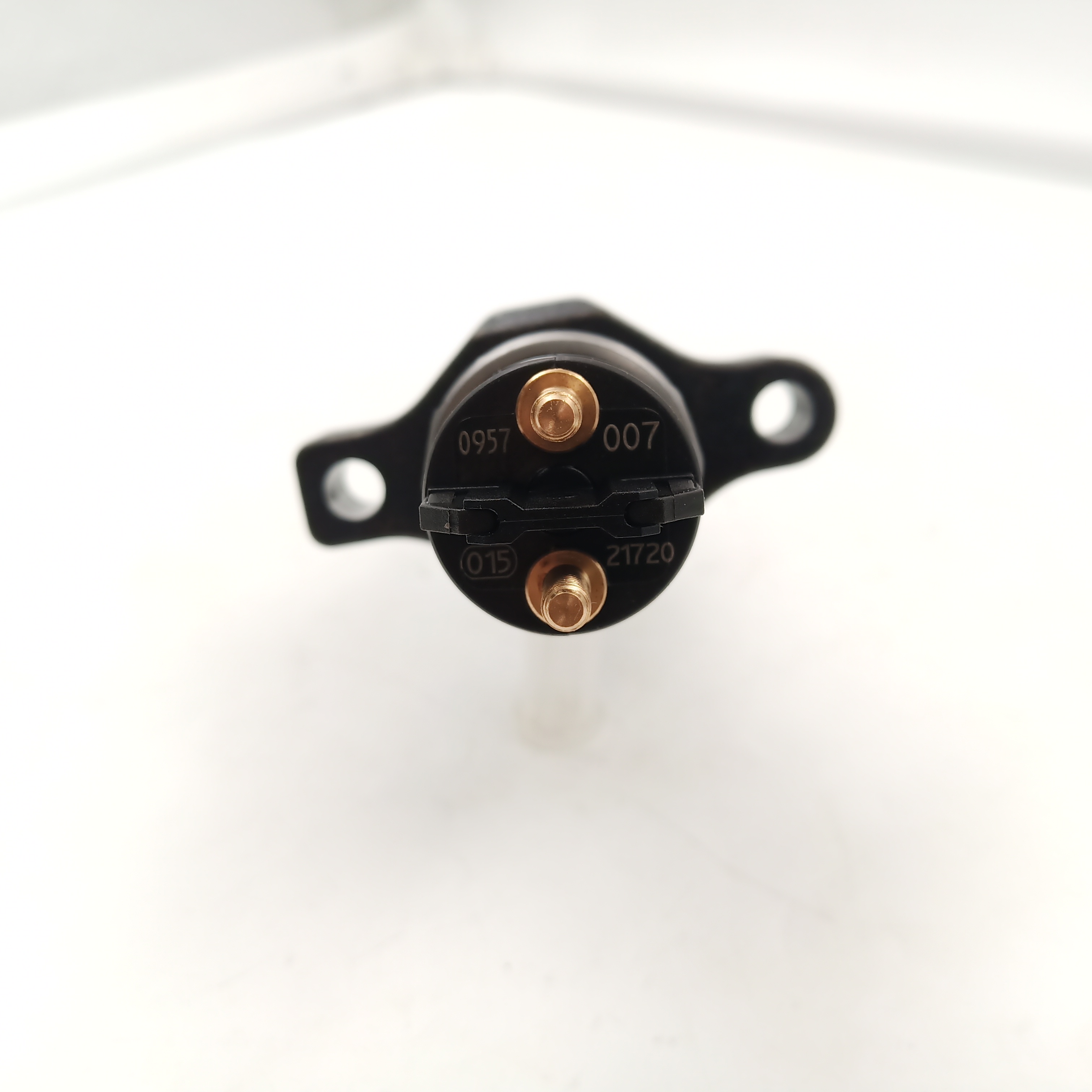 Common Rail Fuel Injector 0445120007 Injection Nozzle 2R0198133 For AUDI