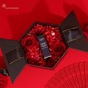 Eco-friendly Luxury Chocolate Gift Packaging Custom Valentine Candy Boxes Heart Shaped Chocolate Flower Gift Boxes