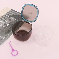 Vente en gros usine OEM : Étui portable pour appareil de rétention et aligneur, avec compartiment pour aligneurs et brosse, format de poche, fermeture magnétique sécurisée pour le voyage