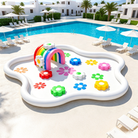 Piscine gonflable en PVC à bords ondulés, piscine à eau colorée avec des fleurs gonflables, arche arc-en-ciel, aire de jeux aquatique d'été