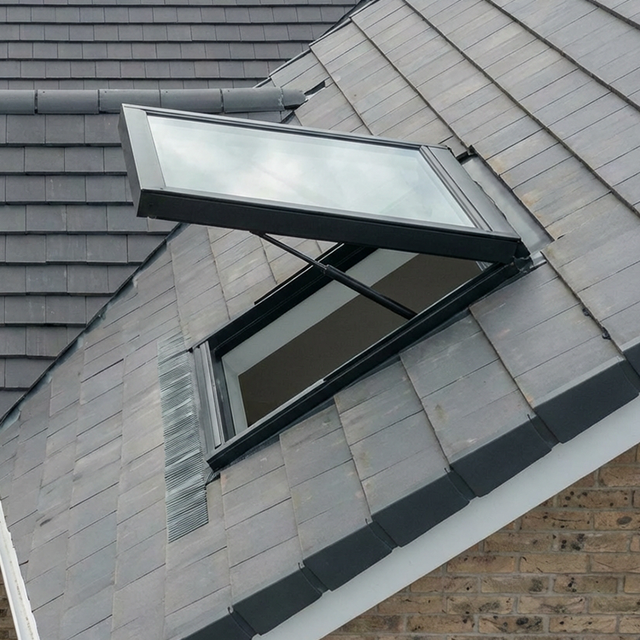 Durable Modern Motorized Aluminum Roof Skylight with Smart Remote Control Automatic Opening System Heat Insulation