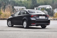 Véhicule Toyota Corolla Cross 2026 à succès – SUV 5 portes, 5 places, essence/hybride, conduite à gauche, plusieurs couleurs disponibles