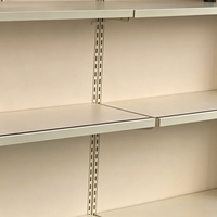 Étagère de présentation réglable pour magasin de bébés, en bois avec cadre métallique blanc crème, type gondole de vente au détail