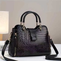 Sac à bandoulière pour femmes de grande capacité avec décoration crocodile, sac à main de haute qualité pour femmes