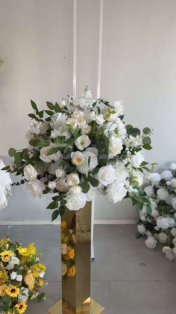 luxury wedding arches