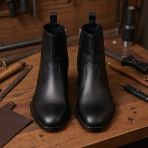 Stivali Chelsea di lusso classici da <span class=keywords><strong>uomo</strong></span> in <span class=keywords><strong>pelle</strong></span> nera con punta a punta e tacco grosso con tacco alto e suola in gomma - Product Image 5