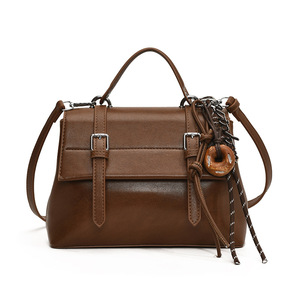 Bolso Bandolera de Piel Sintética de Alta Gama para Mujer, Diseño Retro, Cierre de Cremallera, Impermeable, Portátil, Cuadrado, para el Trabajo - Product Image 1