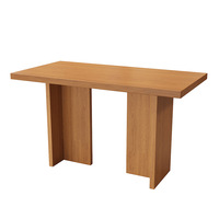 Table à manger en bois blond, chaise avec dossier en cannage tressé, siège rembourré blanc, banquette couleur sauge pour restaurant et hôtel