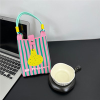 Nouveauté Sac à Téléphone en Tricot pour iPhone Motif de Dessin Animé Mignon Pochette Bandoulière pour Femmes Logo Personnalisable Service OEM