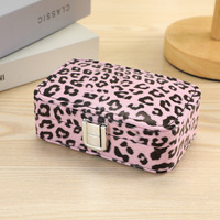 Boîte à bijoux rectangulaire portable créative à imprimé léopard haut de gamme pour bagues et colliers
