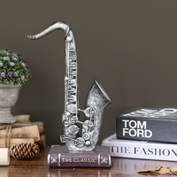Statue de saxophone en résine de style européen rétro et nostalgique, ornements pour café, bar, accessoires de maison, salon, chambre, meuble TV