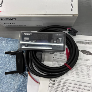 Contrôleur de débit à pince KEYENCE FD-XA5E |   Unité principale à montage sur panneau pour capteur de micro-courant de la série FD-X FD XA5E - Product Image 2