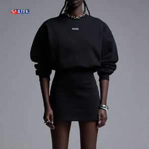 Abito da donna con cappuccio con logo personalizzato da donna <span class=keywords><strong>nero</strong></span> a manica lunga 2025 primavera all'ingrosso abbigliamento donna abito felpa - Product Image 1