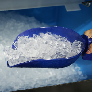 Manitowoc Ice <b>Maker</b> 30kg Cube Ice Air Cooled For Coffee <b>Tea</b> And Drinks UDE0065A - Product Image 1