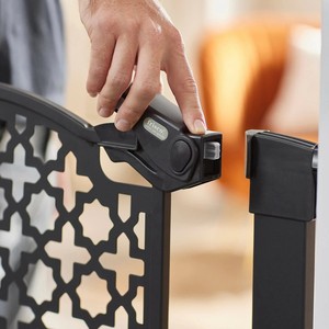 Barrière pour <span class=keywords><strong>chien</strong></span> en métal à motif extra-haute, à fermeture automatique, CNC, barrière de luxe pour animaux de compagnie pour les escaliers, barrière intérieure - Product Image 3