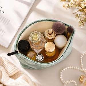 Pochette de maquillage en velours côtelé avec nom brodé personnalisé, trousse de toilette pour fête nuptiale, cadeaux pour enterrement de vie de jeune fille - Product Image 3