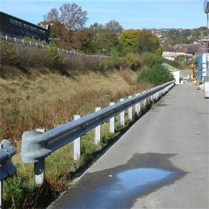 Meilleur prix Garde-corps routier en acier profilé en W, barrière anti-choc galvanisée, sécurité routière, vente en gros, résistance aux impacts M65 H1W3 - Product Image 5