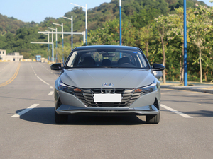 <span class=keywords><strong>Precio</strong></span> Económico, Elantra 2023 <span class=keywords><strong>Nuevo</strong></span>, 5 <span class=keywords><strong>Plazas</strong></span>, Sedán Compacto, Automático, 1.5L, Neumáticos R18, Cámara Trasera, Luces LED, Techo Corredizo, en Venta - Product Image 5