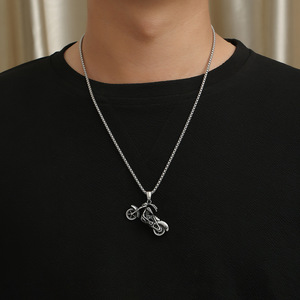 Collar con Colgante de Motocicleta para Hombre, Aleación de Zinc, Chapado en Oro, Cadena, Joyería de Moda Hip Hop, Accesorios de Estilo Retro - Product Image 4