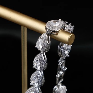 Venta al por mayor de fábrica Forma de gota Joyería de moda Pareja Pulseras Señoras Cubic Zirconia Tenis Pulsera - Product Image 3