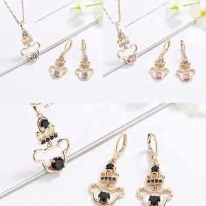 ชุดเครื่องประดับแฟชั่นสำหรับผู้หญิง Hengdian Bisuterias Oro Joyeria ต่างหูและสร้อยคอชุบทอง 18K ประดับเพชรซิร์คอน - Product Image 2