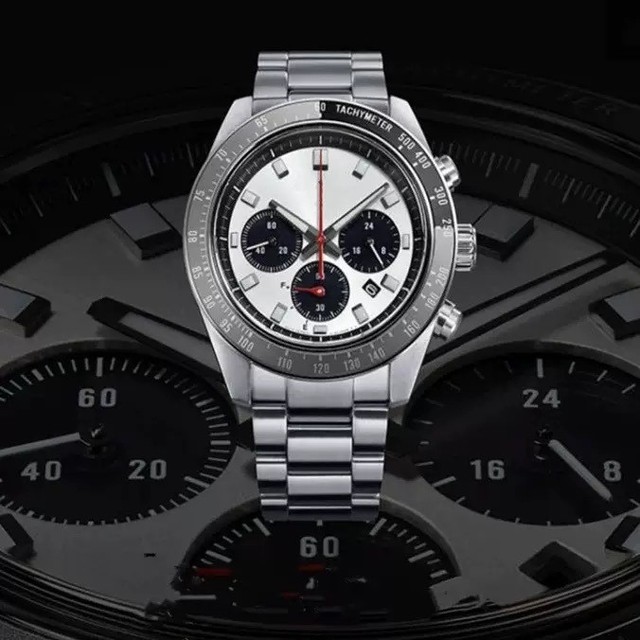 Three Subdial Six-hand  Multifunctional Chronograph with a Striking Blue Tachymeter BezelQuartz Not Mechanical 6 Hand Watch