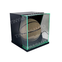 2024 vente chaude Lucite ballon de football vitrine clair PMMA Football Sport objets de collection boîte de rangement avec éclairage rvb