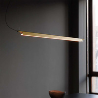 Lustre LED Moderne Simple en Aluminium Doré pour Restaurant, Café, Bar, Comptoir, Salle de Réunion, Bureau, ou Réception en Forme de Bande Longue