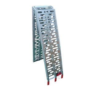 Rampes de moto portables en aluminium robuste, design pliable, capacité de 340 kg, 223x28 cm, pour VTT, moto, MX, camionnette, remorque, utilisation hors route - Product Image 3